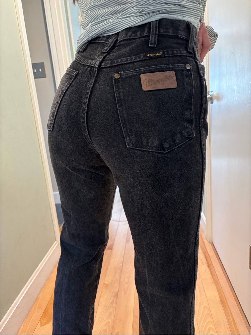 Vintage Wrangler Womens Black High-Rise Jeans